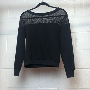 DIVIDED Long sleeve (XS)